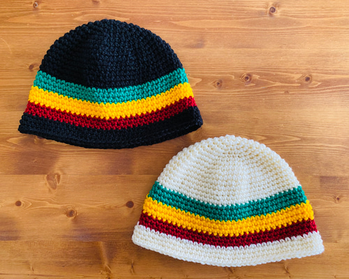 【ttttt様オーダーページ】＊ハンドメイドのクロシェハット＊5点　アクリル ハンドメイド グラニースクエア ハット 3121052 かぎ針編み