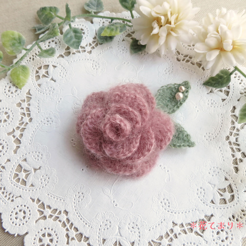 ふんわりモヘアのローズブローチ＊アンティークピンク＊ ブローチ 花  
