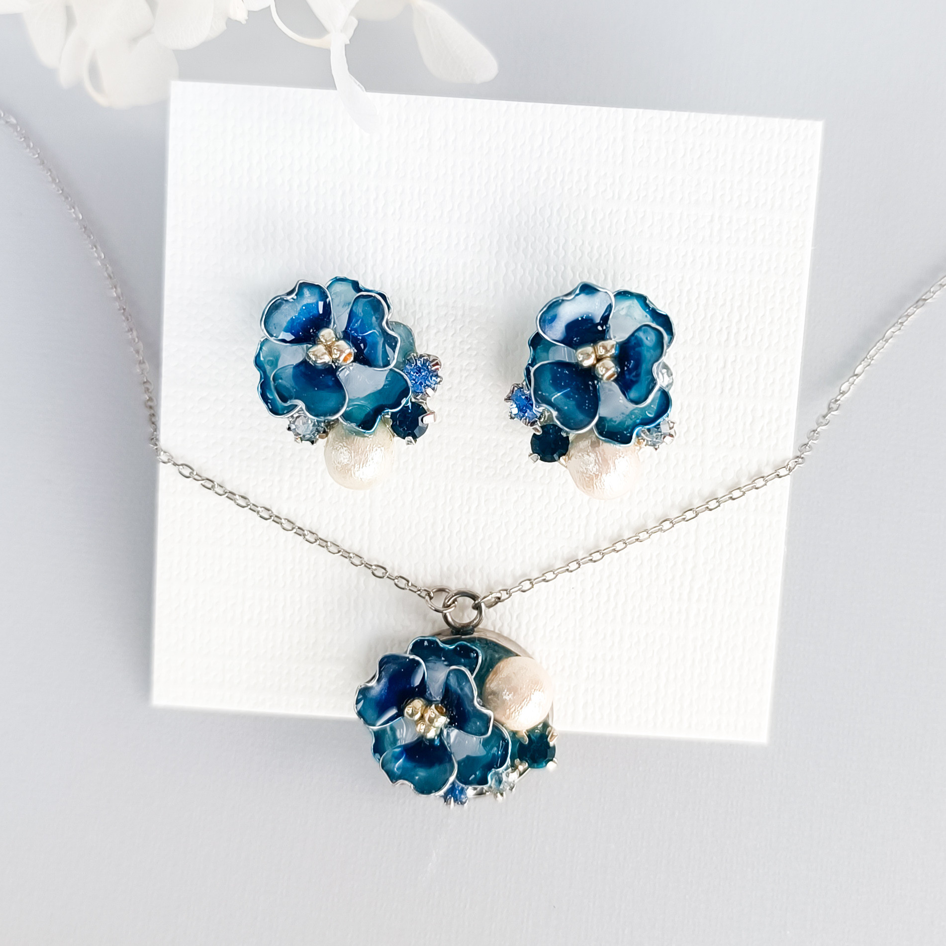 【お得なセット割】サージカルステンレス　Camellia <ターコイズブルー> アネモネ 山茶花 薔薇 コットンパール