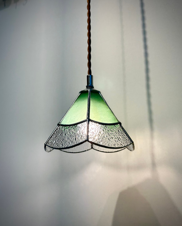 ステンドグラス ハンドメイド グリーンとブルー系 ランプ 【公式通販】