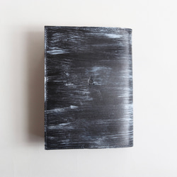 藍×墨×チタン染のソフトカバー単行本ブックカバー 1枚目の画像
