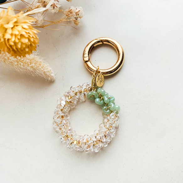 大人可愛い キーホルダー✳︎ガラスビーズ サークル クリスタル&ミント