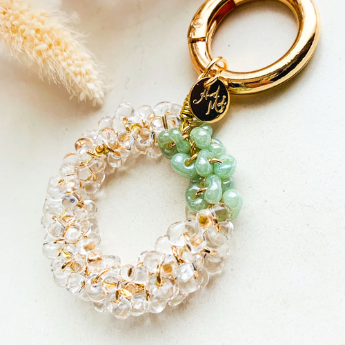 大人可愛い キーホルダー✳︎ガラスビーズ サークル クリスタル&ミント