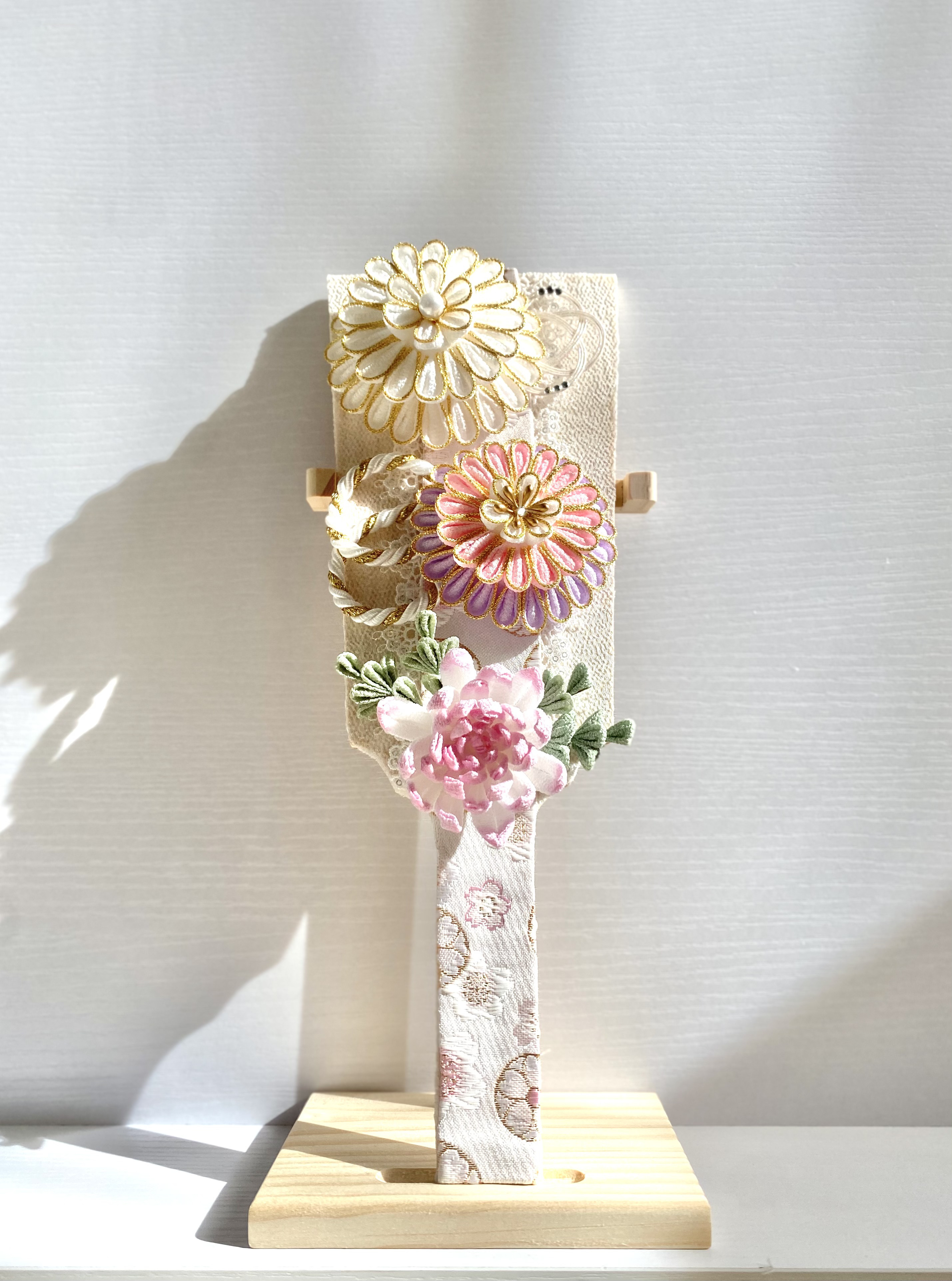 つまみ細工 菊 羽子板 アートフラワー tumamikko 通販 18509278