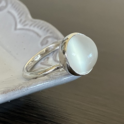 専用JG206★高級ムーンストーンキャッツアイ1.5ct リング鑑付 ムーンストーンキャッツアイ(宝石名ムーンストーン・キャッツ