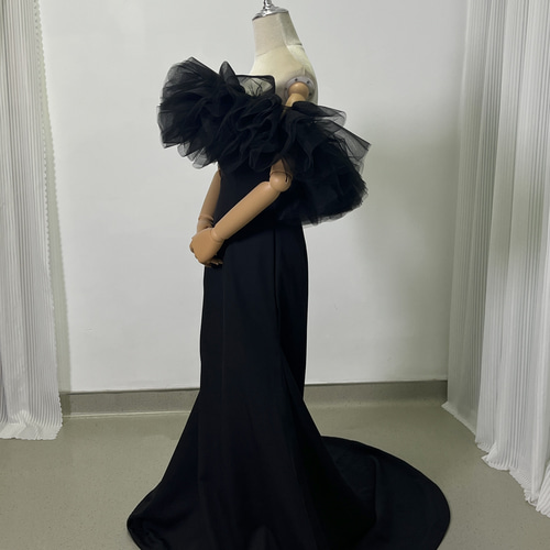 実例写真！パーティードレス ブラック オフショルダー マーメイド