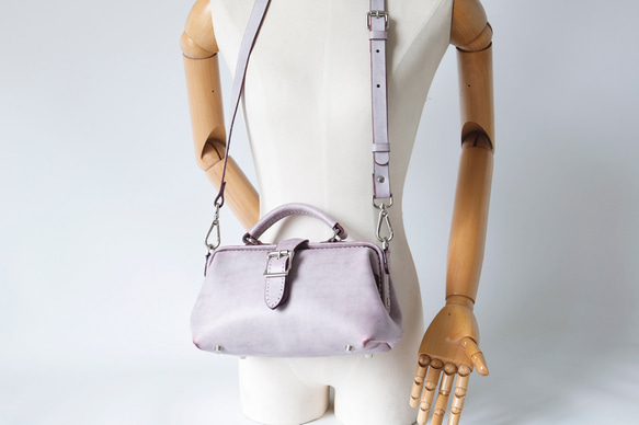 ★限時特惠，兩件起售！ ★超人氣！橫款搭扣包，手工真皮單肩包，女士款，全手工縫製，秋冬包款 第17張的照片