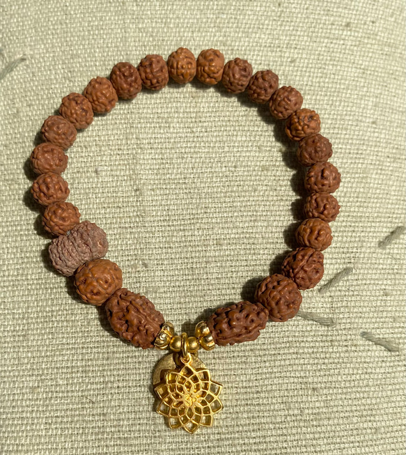 全ての星座】Sahasrara☆ルドラクシャブレスレット(24-B) ブレスレット