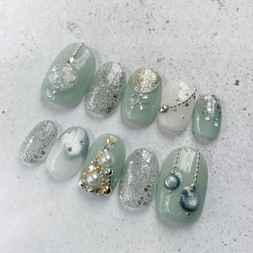 C64 クリスマスネイル くすみブルー ぷっくり オーナメント 淡色