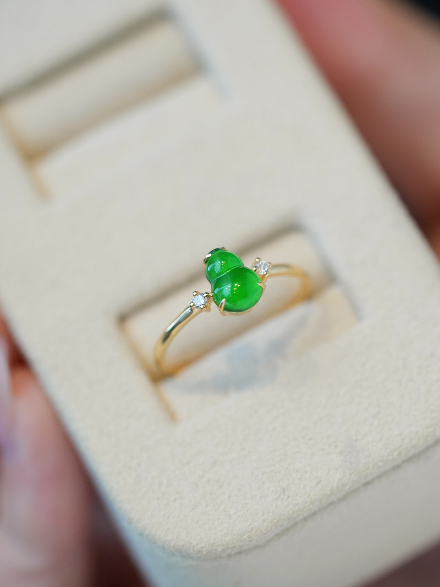 天然ダイヤモンド付きヒスイリングk18