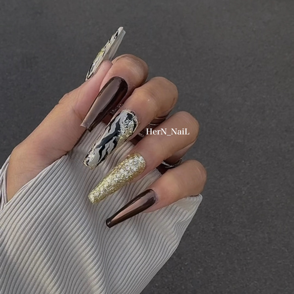 ブラウンゼブラ大人っぽデザインネイルチップ ネイルチップ（つけ爪