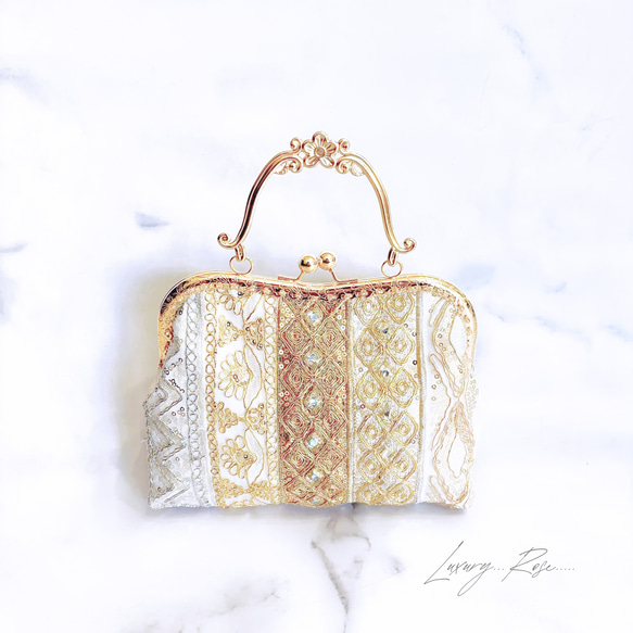 新作❤︎優しい輝きゴールド❤︎異国情緒漂う魅惑の高級インド刺繍レース❤︎フォーマルバッグ　パーティーバッグ　ミニバッグ 11枚目の画像