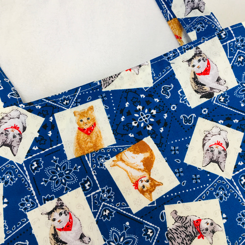猫柄クタッとスクエアトートバッグ（青）＊ハンドメイド トートバッグ