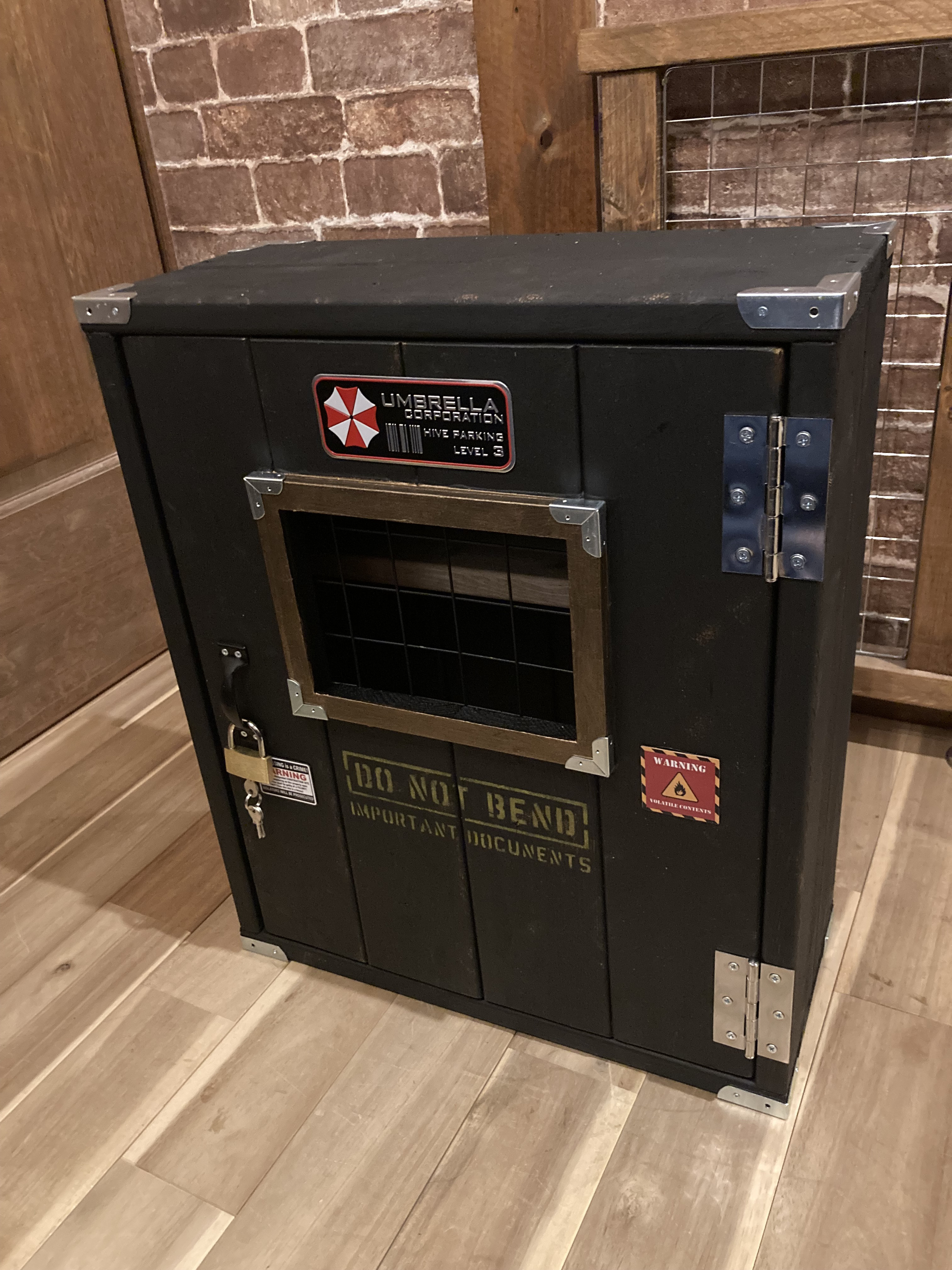 【ゾンビ映画に出てきそうver再登場‼️インダストリアル風コンテナBOX✨✨】