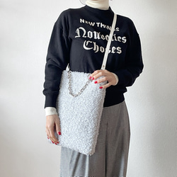 【A4対応】淡いグレーの大人のプードルファートート＜人気シリーズ新色：アイスグレー＞斜めがけトート／選べるストラップ 9枚目の画像