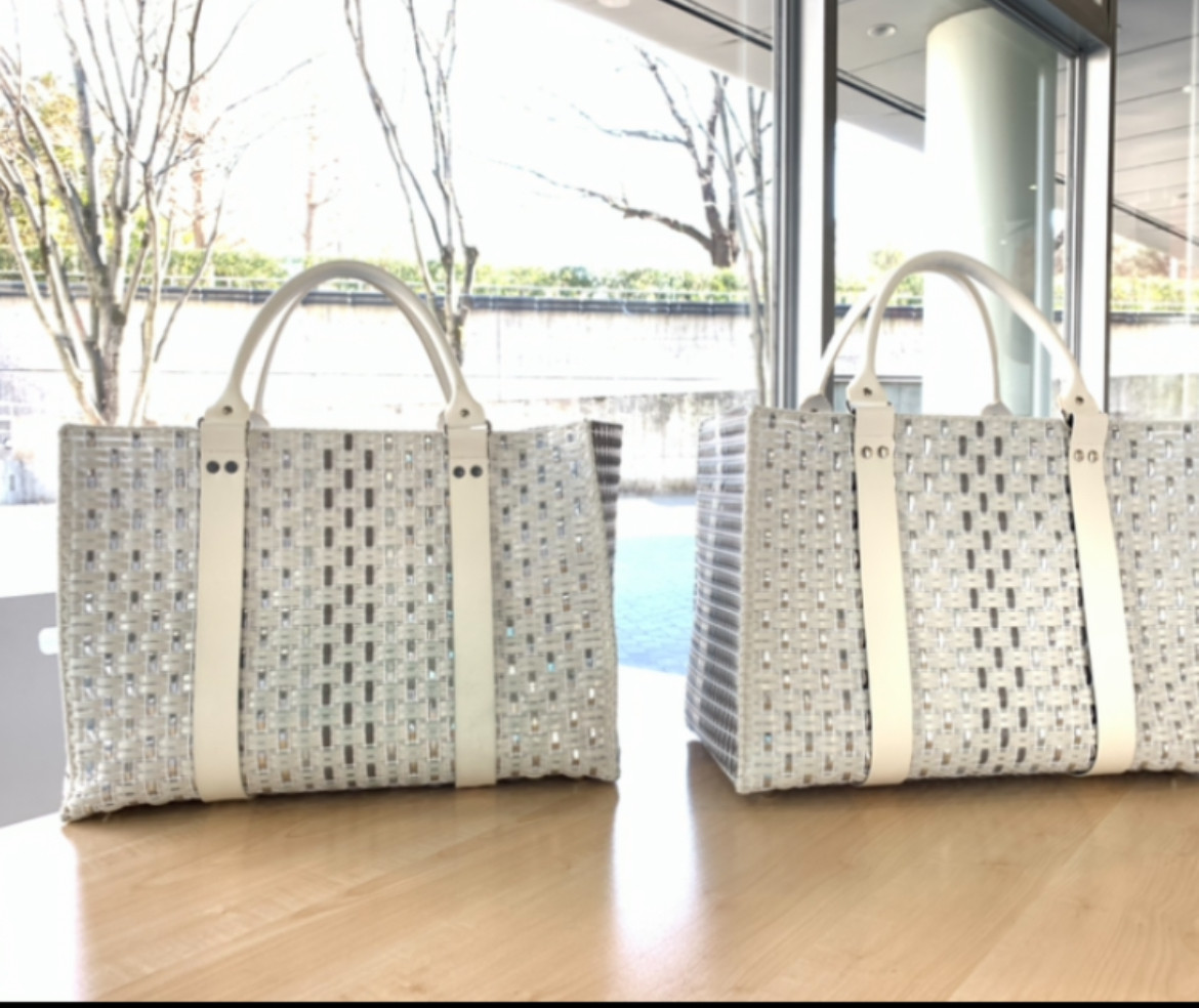 どこへでも一緒に連れてって♪ 大容量　バカンスケリー　ホワイト系　ジュエリーバッグ®︎  マザーズバッグ