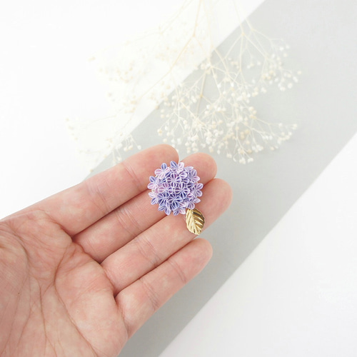 帯留め 「 紫陽花 しっとり紫 」 つまみ細工 帯飾り 人気 紫色 梅雨 夏