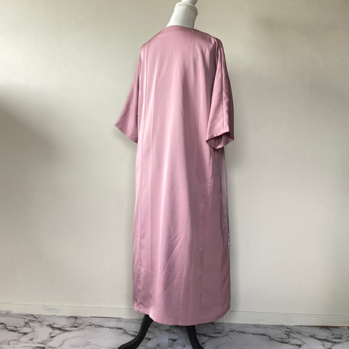 ヤケ有り,訪問着リメイクの森林の風景，着物リメイク，ワンピース