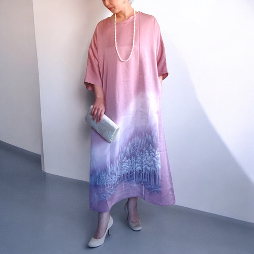 ヤケ有り,訪問着リメイクの森林の風景，着物リメイク，ワンピース