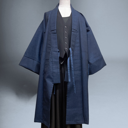 着物リメイク　男性用ポケット付き上着（兜文入り） ac03587b72e8360816ca2df776f3fa