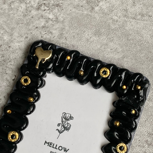 sale【B8トレカケース】硬質ケース 『melt』ホイップデコ black × gold 
