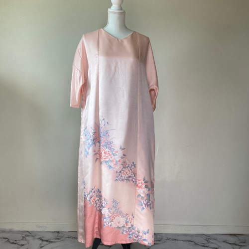 ヤケ有り,訪問着リメイクの牡丹（ぼたん）や菊，着物リメイク