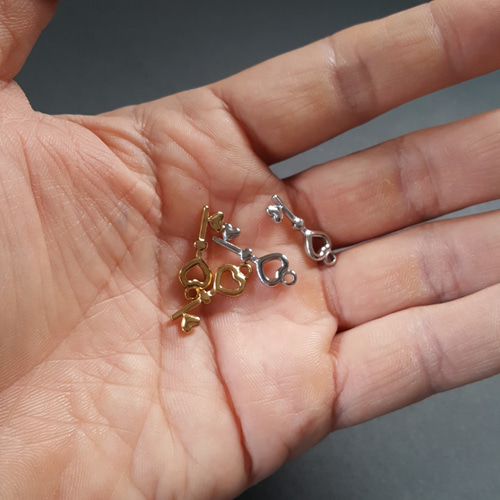 1pcs] オール ステンレス 鍵 キー パーツ サージカルステンレス