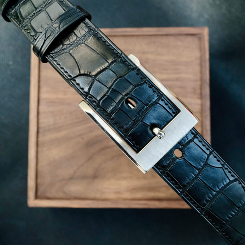 オーダー作製］高級ワニ革使用ウエストベルト 手縫い タロコダイル