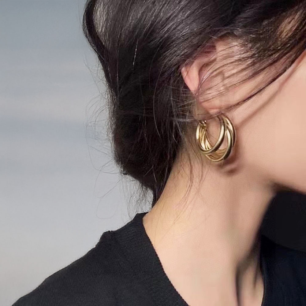 K18 Hollow Triple Hoop Earrings  中空3連フープピアス