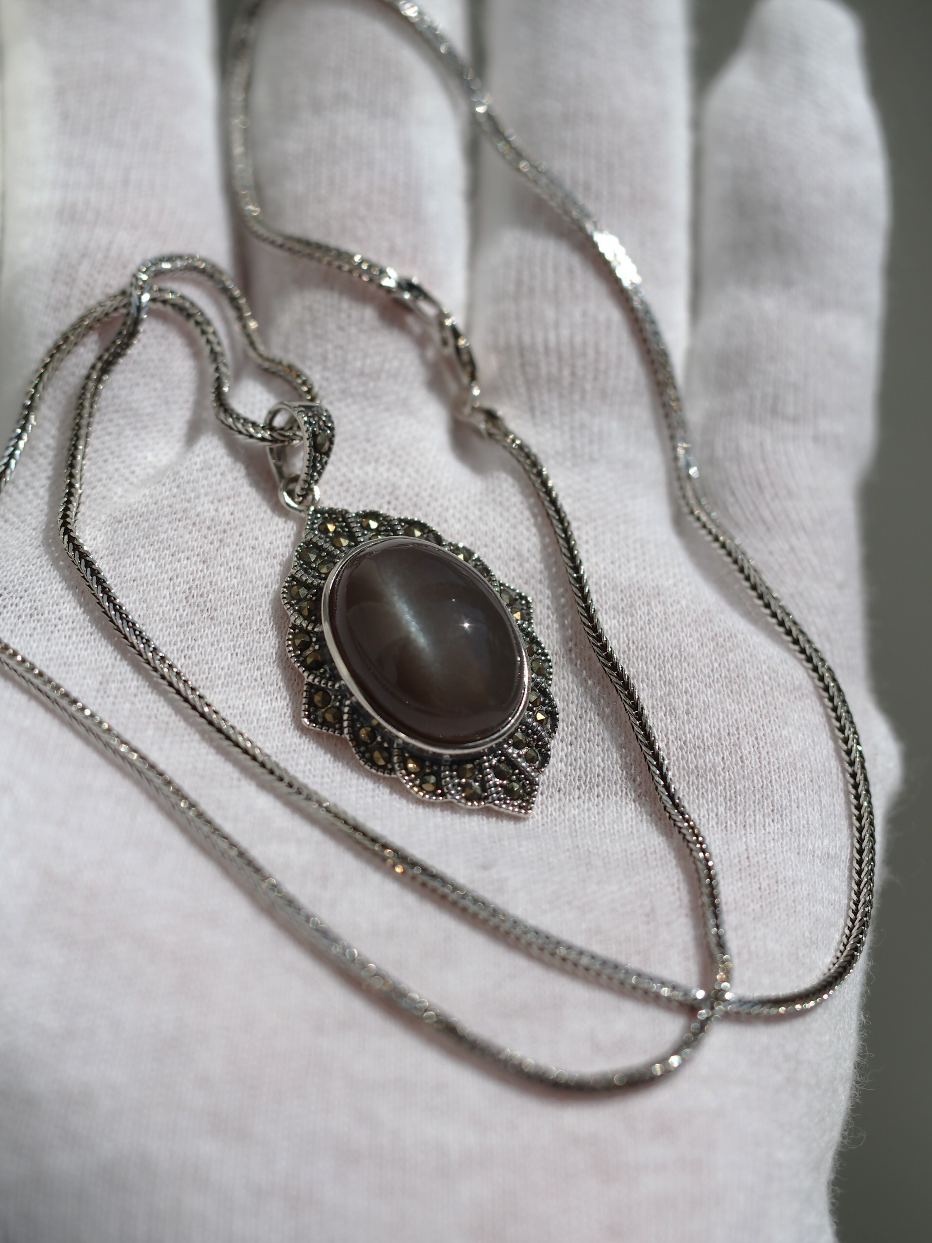 大粒グレームーンストーン20　S925vintage style　ペンダントトップ　❀