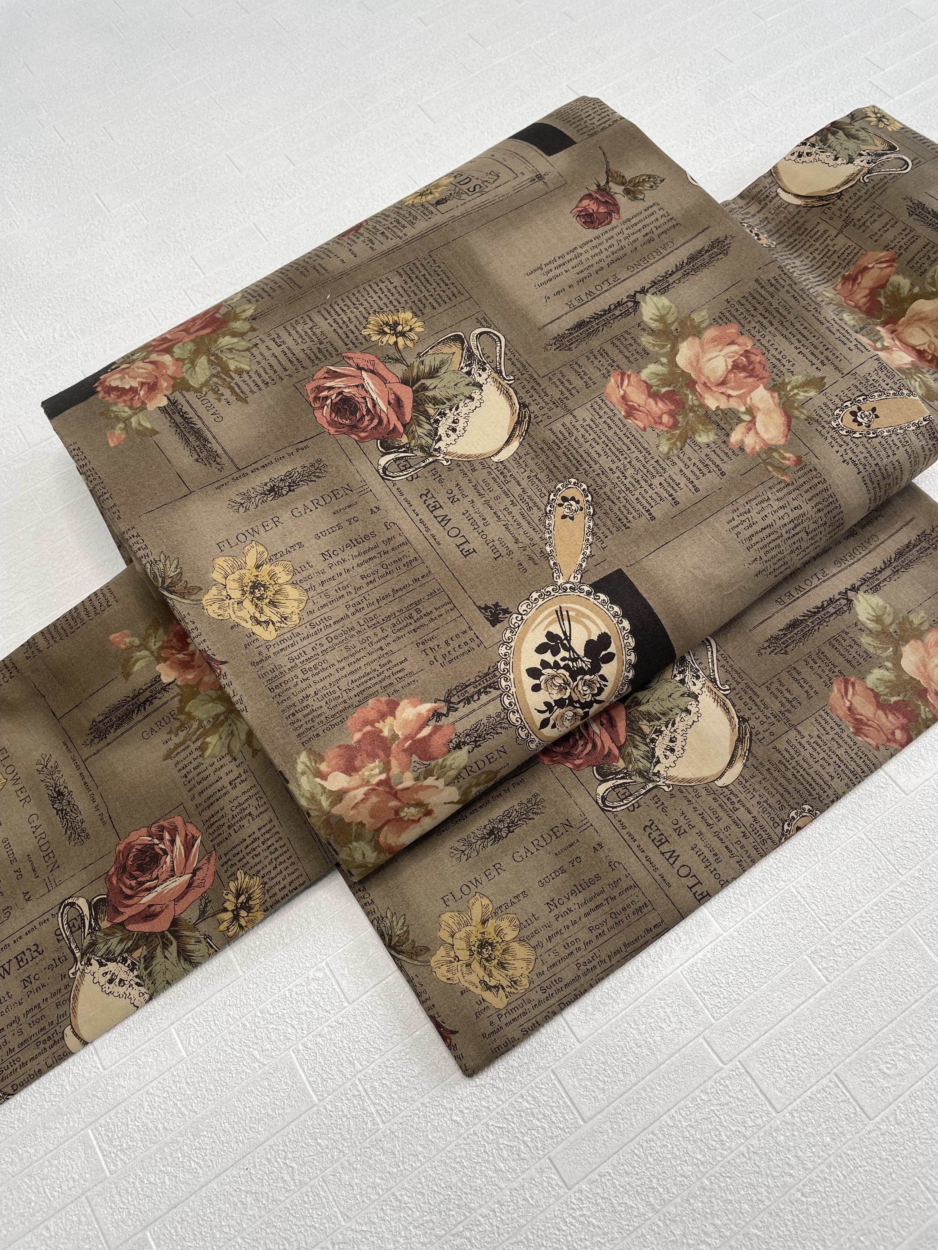 名古屋帯「アリスのティータイム」