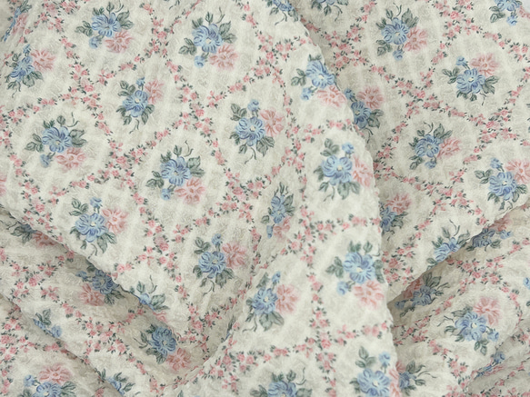 4回目再入荷しました【生地】シアー素材 花柄プリント