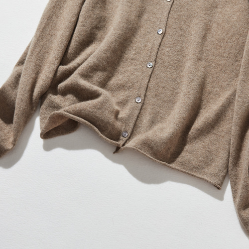 【極上品】JOHN LAING 肉厚カシミヤ100%カーディガン キャメル42 2026年最新】ジョンレイン John Laingの人気アイテム - メルカリ