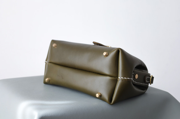 【切線】超人氣！橫扣包，手工真皮單肩包，女士款，全手工縫製，秋冬包 第9張的照片