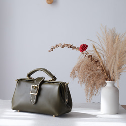 【切線】超人氣！橫扣包，手工真皮單肩包，女士款，全手工縫製，秋冬包 第4張的照片