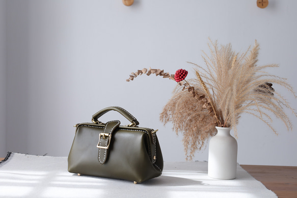 【切線】超人氣！橫扣包，手工真皮單肩包，女士款，全手工縫製，秋冬包 第4張的照片