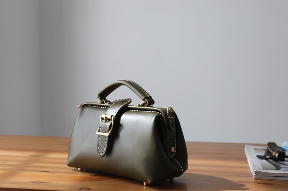 【切線】超人氣！橫扣包，手工真皮單肩包，女士款，全手工縫製，秋冬包 第16張的照片