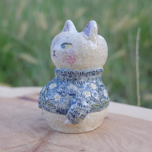 花柄セーター 白ねこ ミニ花瓶 一輪挿し 一輪挿し・花瓶・花器 けい