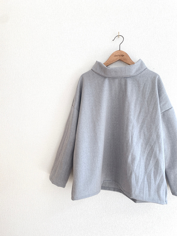 ストレッチウールのオフタートルプルオーバー/ラビットグレー 7枚目の画像