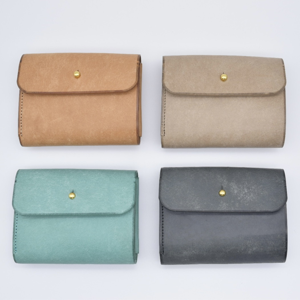 手のひらサイズ。ギボシ3つ折りミニウォレット【イタリアンレザー】【オールレザー】