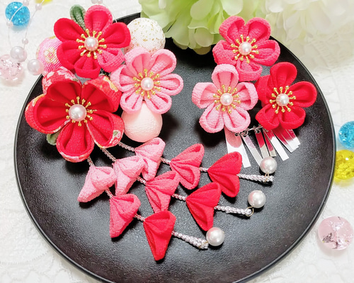 しーちゃん様ご注文　七五三　くす玉　つまみかんざし　つまみ細工 髪飾り しーちゃん様ご注文 七五三 くす玉 つまみかんざし つまみ細工