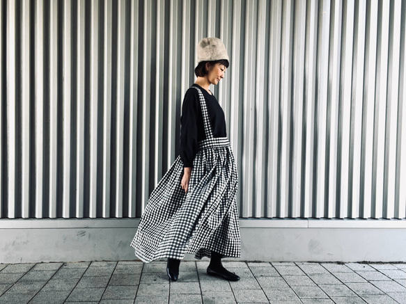 ＆LOVE様　ギンガムチェック　エプロン　ワンピース ギンガムチェックのエプロンワンピース カフェエプロン