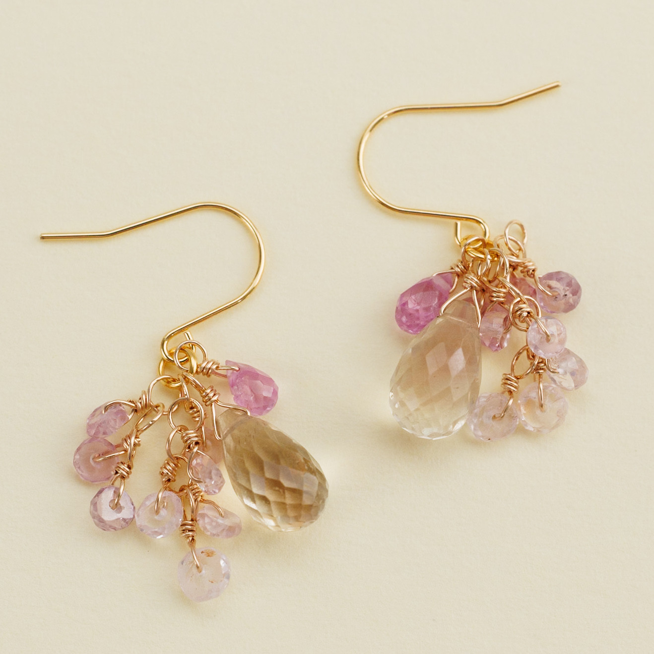 オレゴンサンストーン サファイア ピンクサファイア 上品 ピアス イヤリング ピアスチャーム