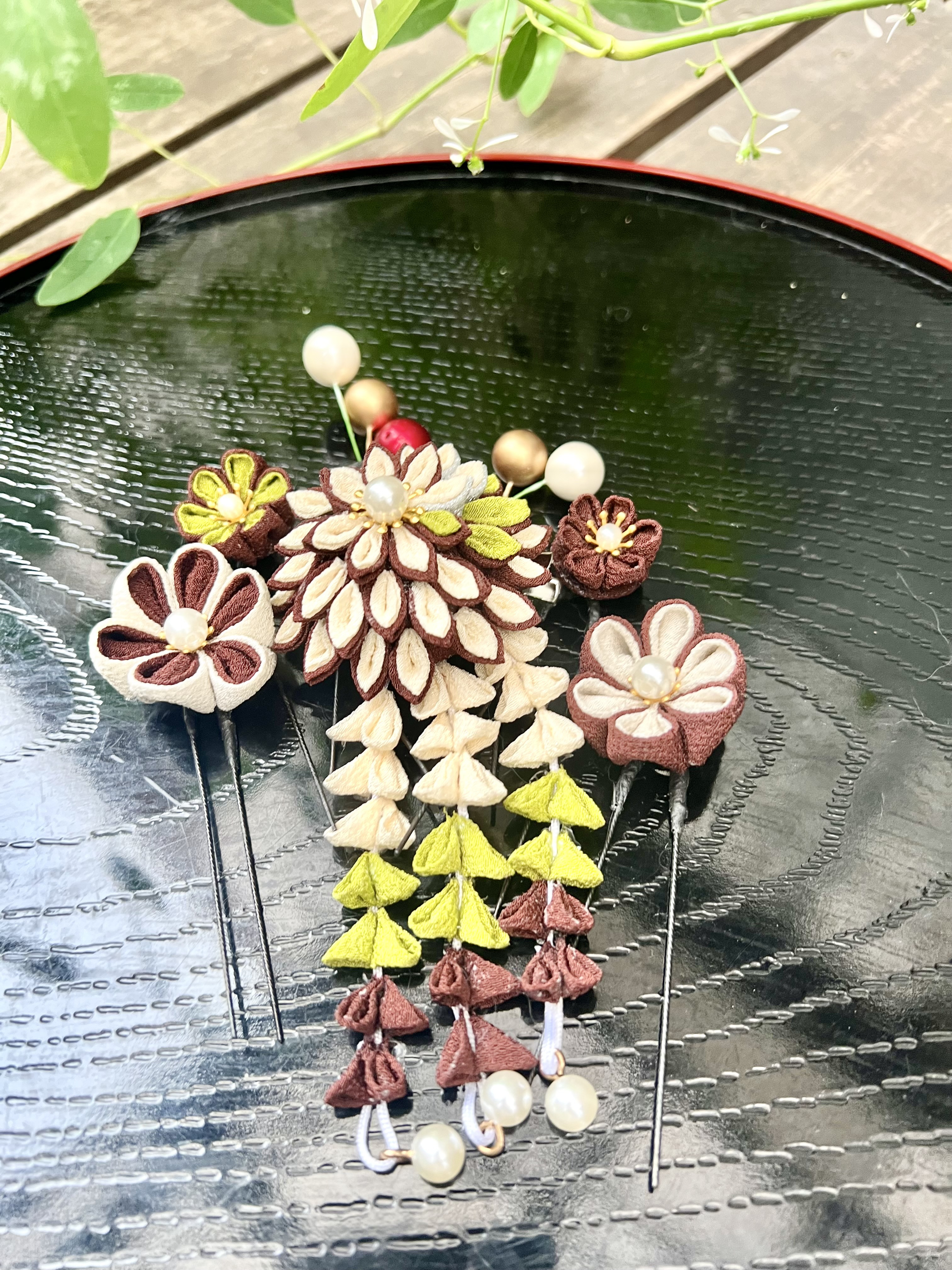 つまみ細工、髪飾り、ヘアアクセサリー、花飾り、ヘッドドレス、ピアス、祭り、浴衣、和風、着物、成人式、卒業式