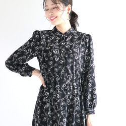 New華奢見え【ボタニカル柄】クラシカルブラックパフスリーブスタンドカラーワンピース♥ 4枚目の画像