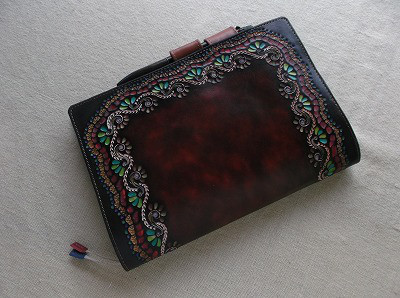 ほぼ日手帳カズン対応　レザー手帳カバーA5サイズ　拭き染め＆刻印 ほぼ日手帳カズン対応 A5サイズ手帳カバー レザー 刻印＆拭き