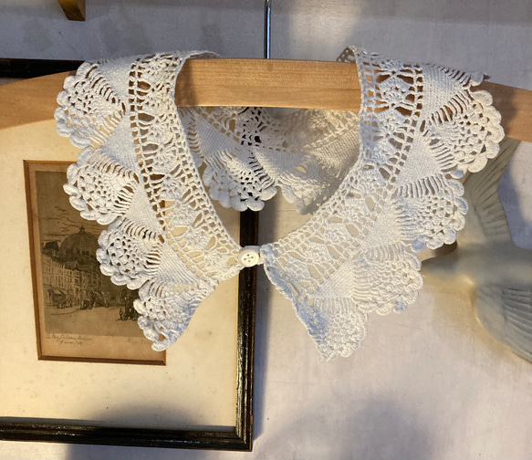 ガーリーなアンティークスカラップクロッシェレースのリメイク付け襟