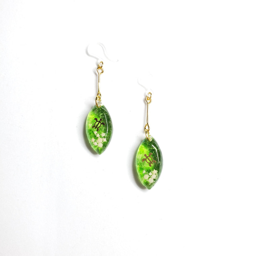 No.565-C 琉球ガラス☆星の砂・ホヌ(亀)☆ピアス・イヤリング(グリーン  