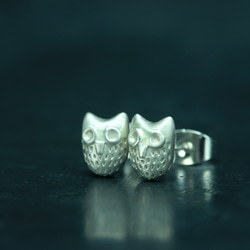 フクロウ（梟） ピアス（スタッド・一粒） の人気通販｜Creema