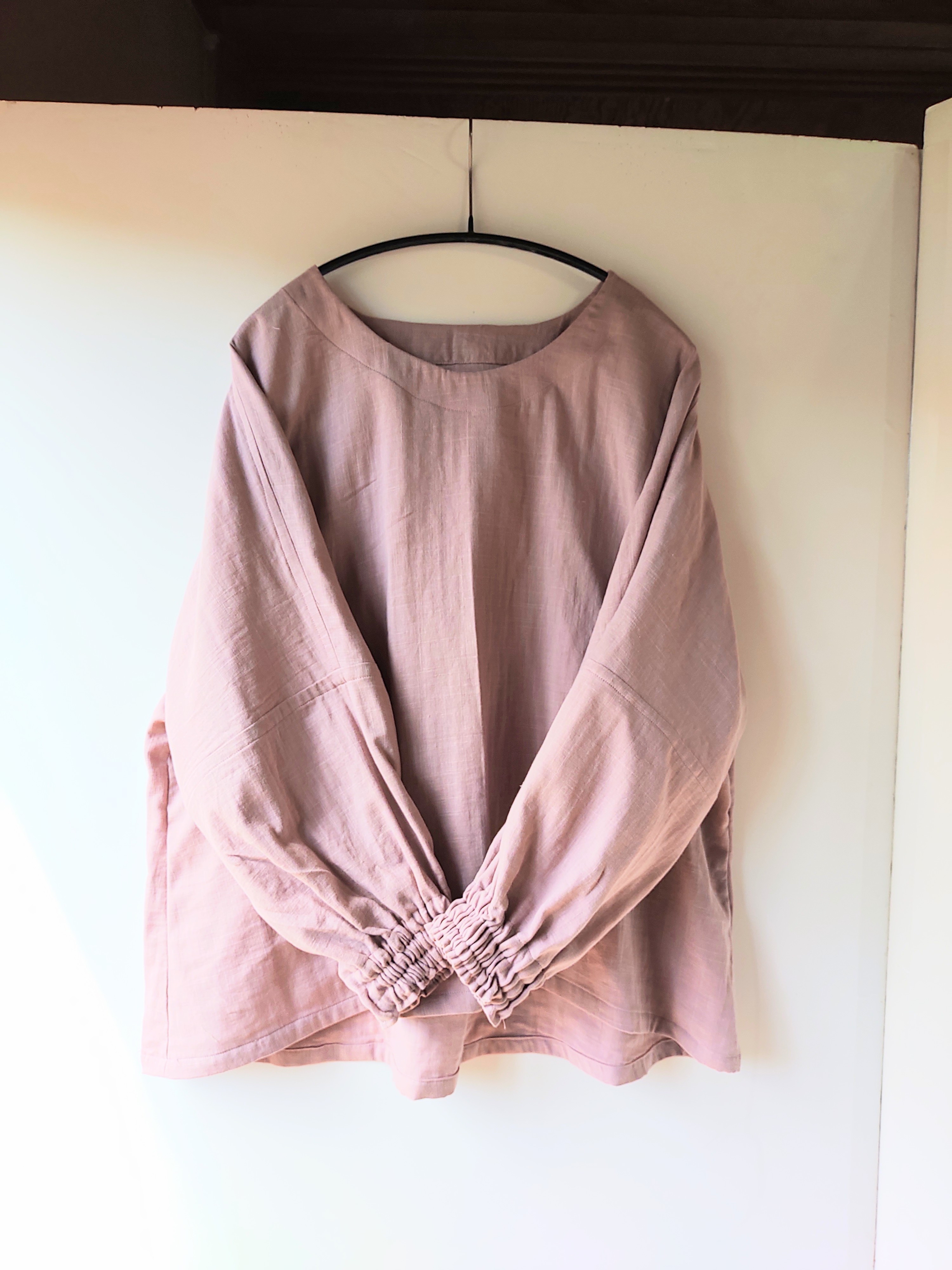 〈お肌に優しい〉ふわふわダブルガーゼパフスリーブブラウス